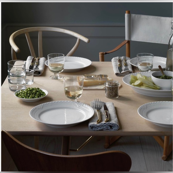 Royal Copenhagen White Fluted Half Lace Dish, Oval 36.5 CM - Picture 2 of 6